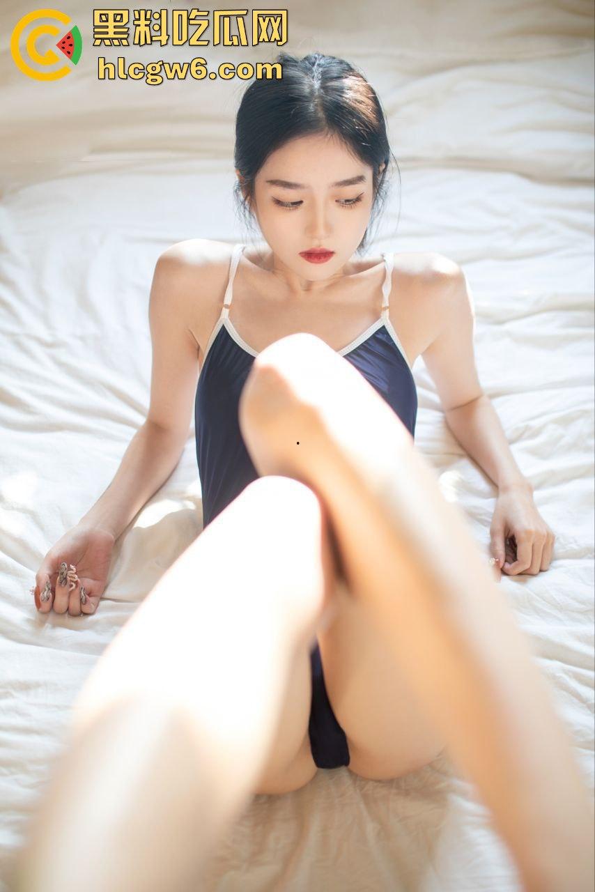 推特颜值妹子【劳小白】私拍性感写真流出,少萝清纯脸奶狗身俘获了一大批粉丝!-12