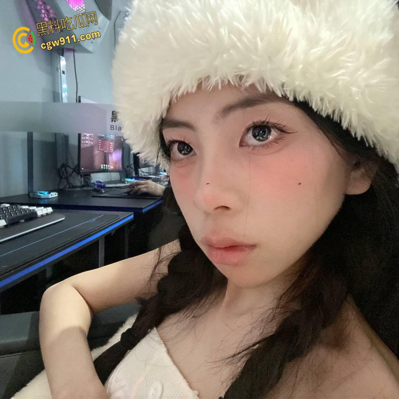 晋城职业技术学院【黎心怡】,被包养调教成淫荡小母狗, 情趣制服换不停,清纯女神背后都有个睡到想吐的人!-3