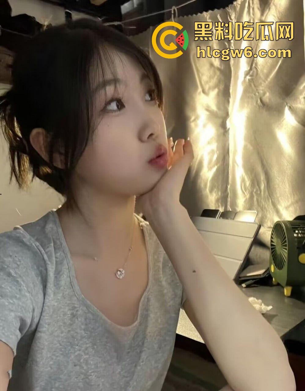 女子灌醉闺蜜给男友当鸡吧套子 摁头深喉撸管当飞机杯 闺蜜喝得烂醉还被内射 这才最佳好老婆！