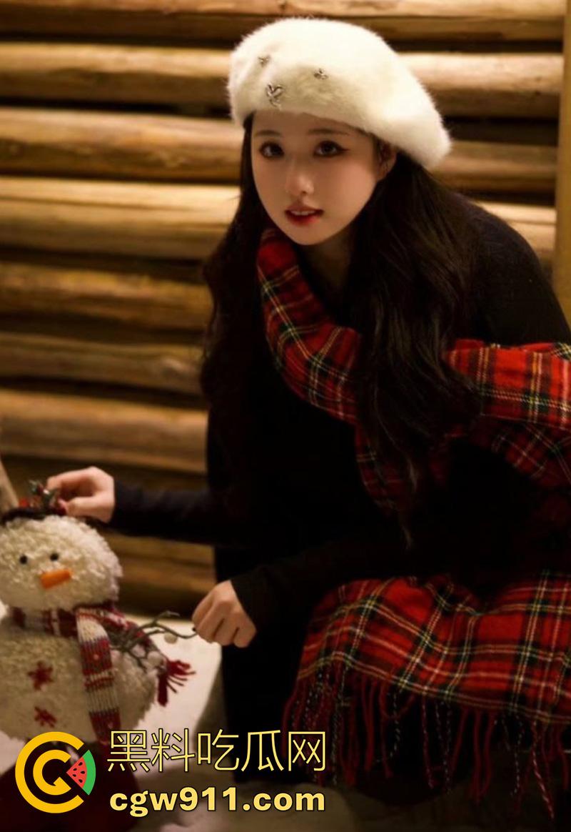 南京艺术学院舞蹈生【江梦研】,背着男友偷情大屌体育生,纤细的身体被粗大鸡巴爆操抽插,这身材真诱人啊!-5