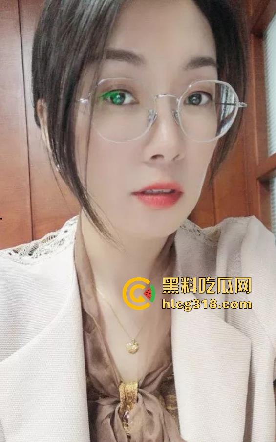 微熟小姑不穿内衣做家务勾引 ，被我无套强入了，疯狂抽插肥臀，最后内射爽死了！-3