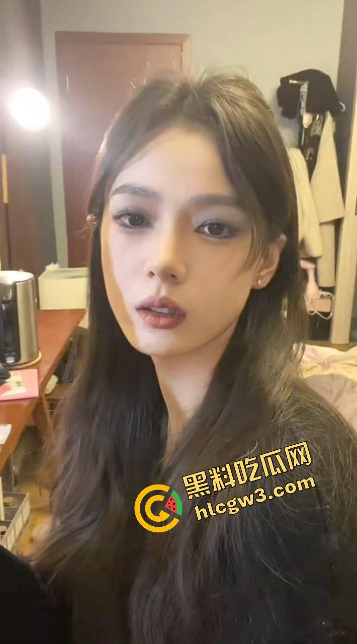 抖音极品御姐高级脸反差网红『贝西正』私下与榜上大哥开房猛怼!淫荡神情恍惚欠操!独家首创曝光!-2