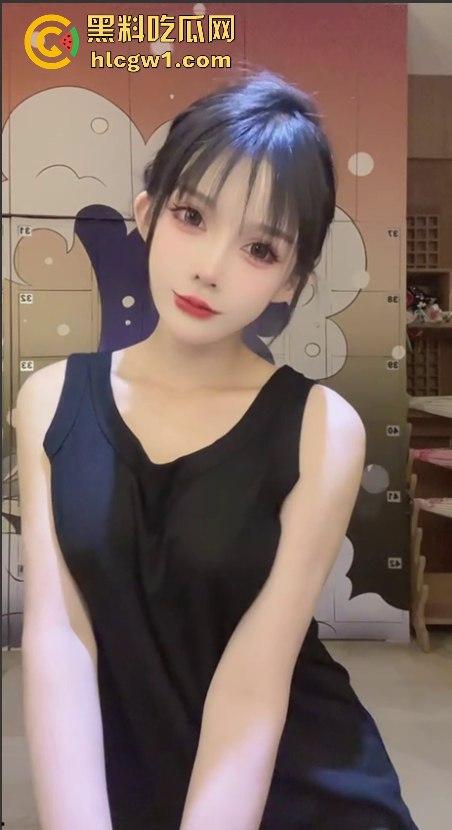 瓜友爆料广州商务饭局的头号骚货『姜安琪』!表面高冷,撒钱贴你身上送逼,干到她腿软还叫爸爸!-7