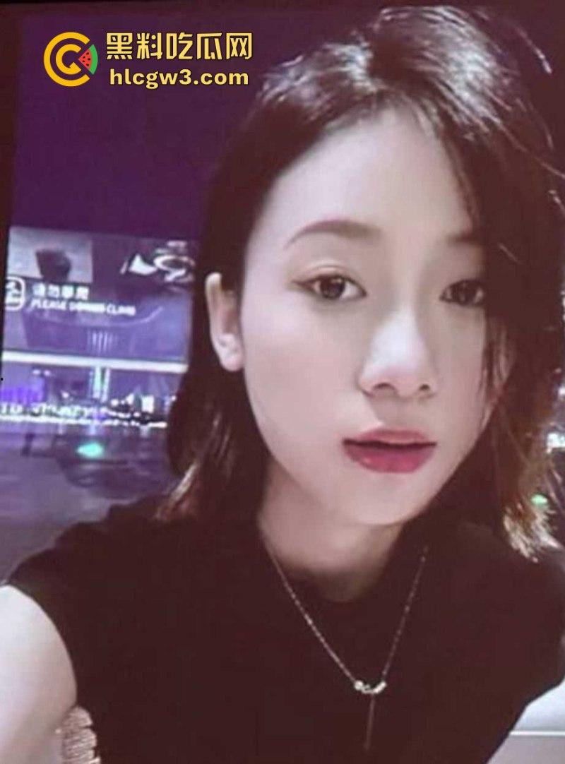 21岁模特级绝品前女友【蔡玲】被渣男泄密裸聊视频 还是一位喜欢吃鸡操逼的反差母狗!-7