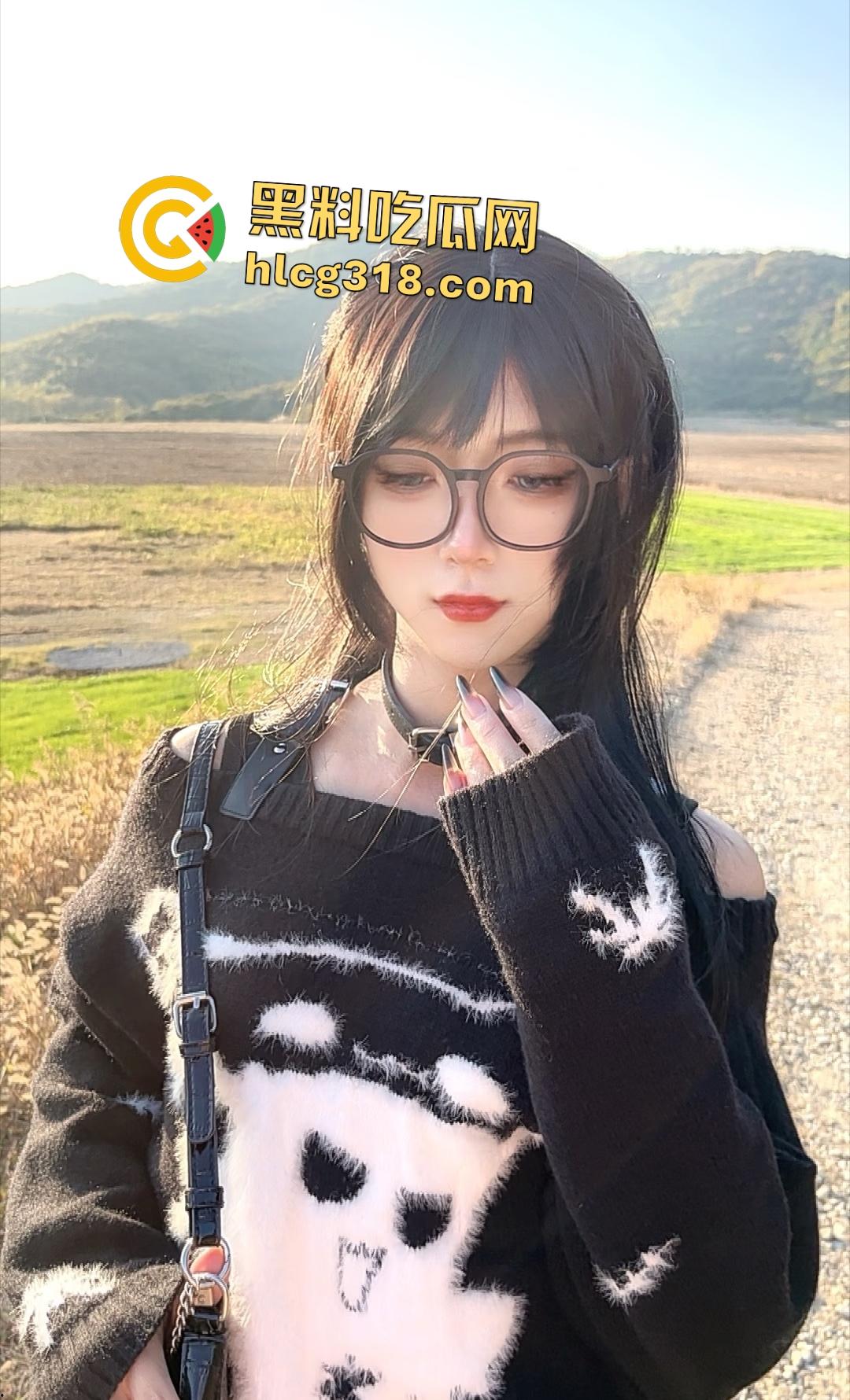 清纯双马尾伪娘【陈闲广】鸡鸡小到隐形，穿上内裤相当于看不见，直男被口交还没发觉是gay！