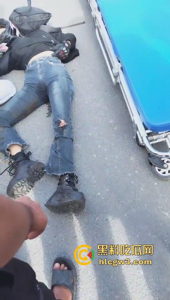 19岁网红女骑手【万小橘】三亚车祸离世,朋友说距离她的20岁生日只差几天!-5