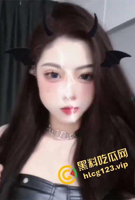 济南MIX酒吧风骚营销【露露】偷情视频爆出!御姐范儿加少妇风情,现场火爆啪啪让人看直了眼!-5