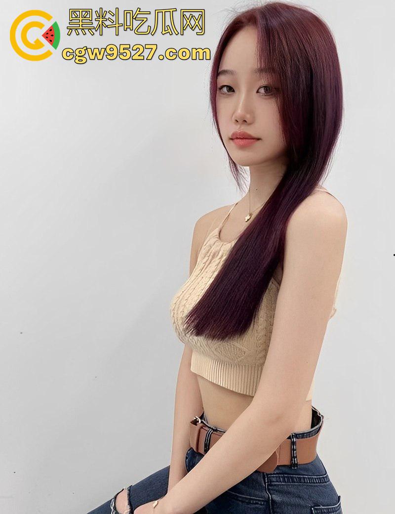 湖南女子学院校花【张美君】,高颜值模特身材女神,穿性感制服女上位疯狂扭动,那股骚劲太反差了!-4