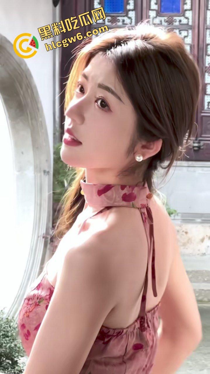 抖音极品超美御姐反差婊网红骚鸡『梨涡姐姐』开盒曝光淫姐 私下与金主激情舔鸡操逼!原创独家流出!-4