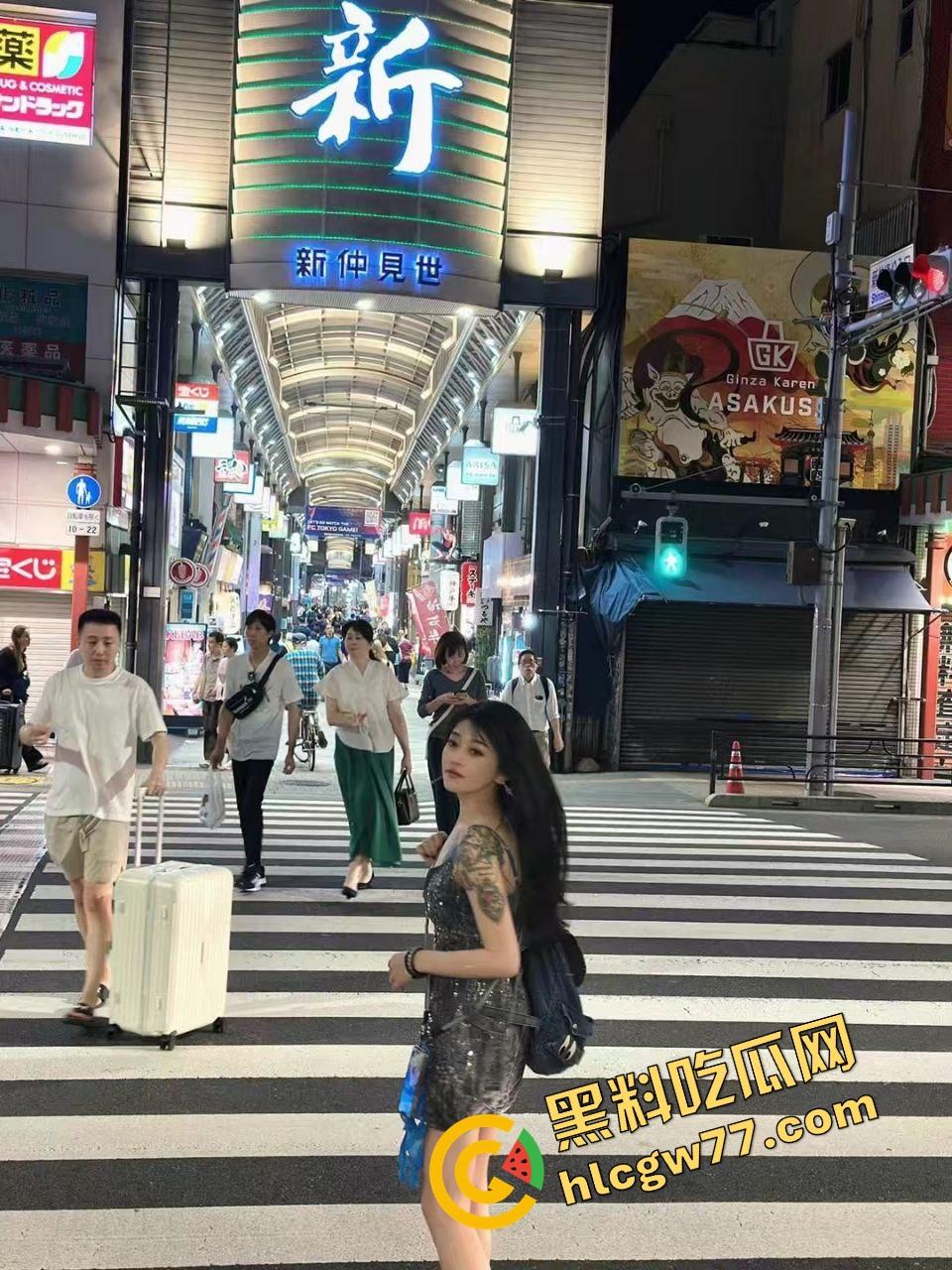 中原新柳镇准新娘【柳萍萍】未婚夫拍床上实战炫耀被哥们转发流出,情趣内衣无套浪叫夹精全程露脸!-4