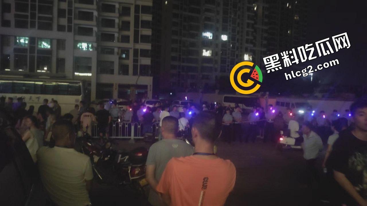 逆天事件！长沙月湖大市场一中年男子 因拆迁纠纷报复社会大街冲撞行人 致8人死亡5人受伤！-8