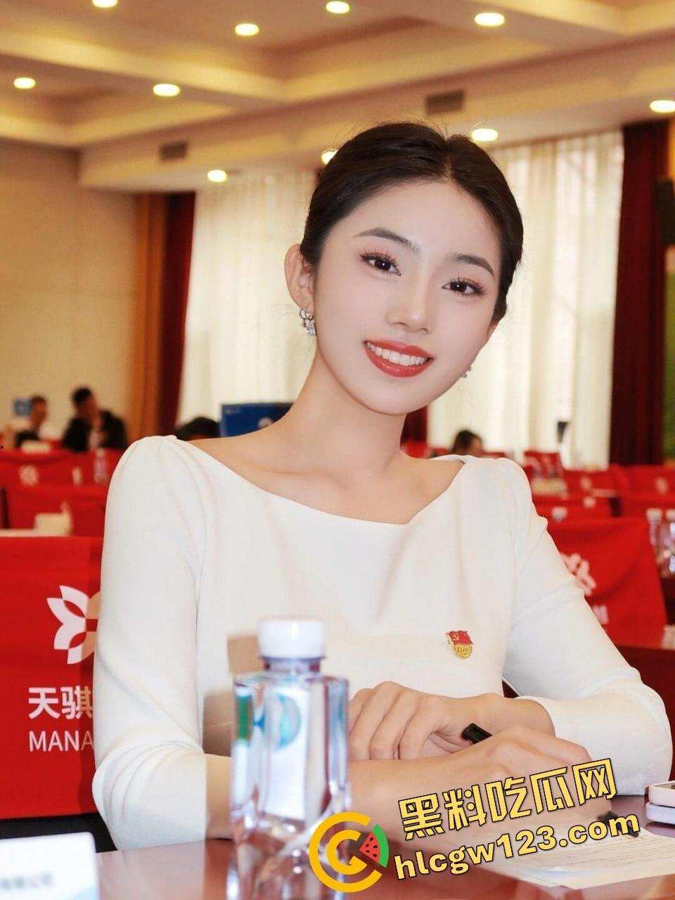 山东警花【林玉怡】这波卧床刑侦，玩得真他妈专业，靠睡混进刑侦队，3年上位路线图曝光！