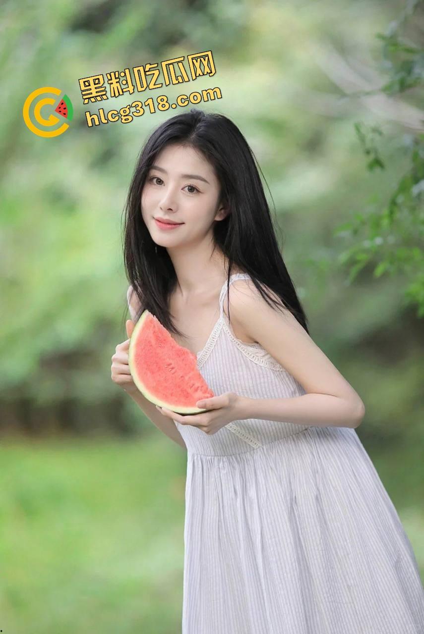 瓜友投稿前女友骚乳夹骑乘,妹子光身子骑大屌边摇边夹,奶子乱晃夹到鸡巴发抖,呻吟停不下来!-2