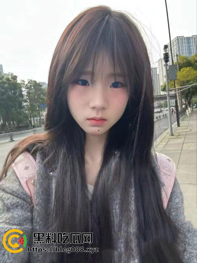 漫展捡漏极品洛丽塔嫩逼白虎妹曝光，粉穴嫩得能拧水，大哥操完显摆全网，舔狗直接气炸！