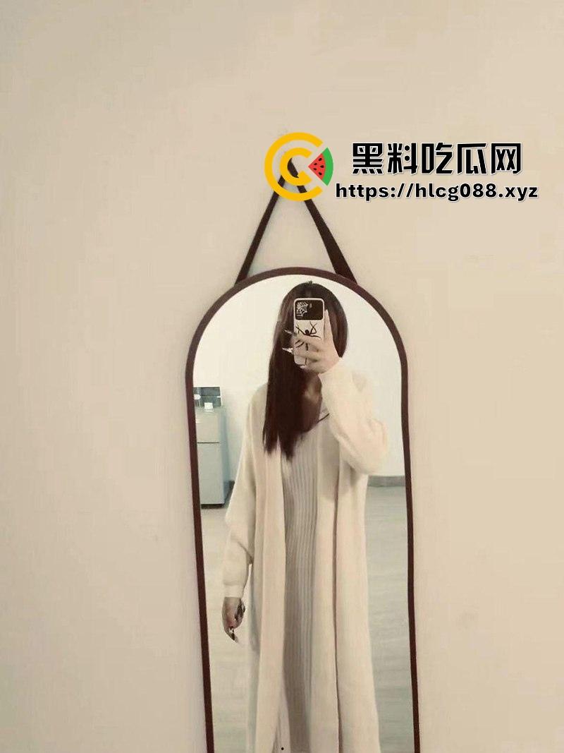 漫展捡漏极品洛丽塔嫩逼白虎妹曝光,粉穴嫩得能拧水,大哥操完显摆全网,舔狗直接气炸!-6