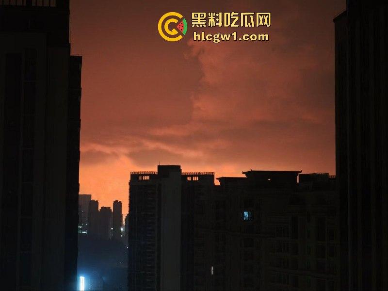 广东惠州大亚湾石化区核电站火光冲天 现场实拍视频流出 这是爆炸还是日出啊?-7