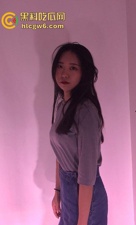 福建男人的噩梦与天堂,眼镜幼师【颜思妤】骚浪到极致,公交车体质每天约炮,口技顶到让人腿软!-6