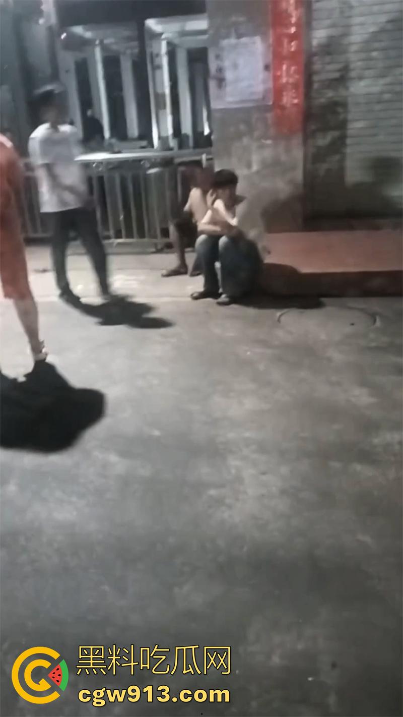 鬼火少年彻底慌了,广西精神小伙骑9号改装电摩撞死老人,不赔钱就得蹲十来年,眼见的彻底懵了!-7