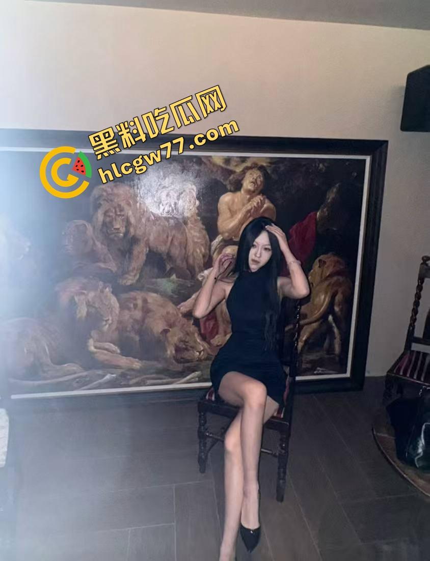 成都基佬发情发疯,丝袜伪娘点外卖勾引小哥爆菊,结果小哥直接跑路,全城菊花守门人笑疯了!-3