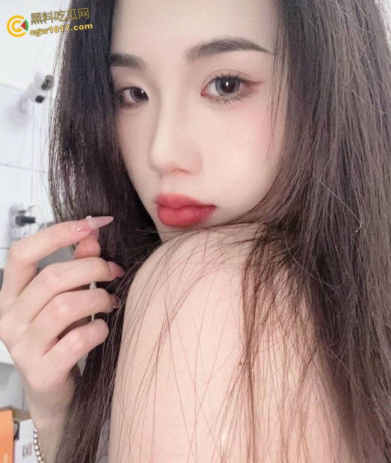 高颜值台球助教【李宇萱】,私下约炮金主被3p调教,情趣短裙包裹娇躯,樱桃小嘴猛吸大屌,后入猛操极品翘臀!-4