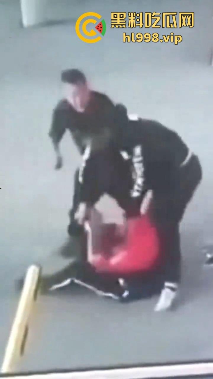 吉林初二男生被同学霸凌 父亲持刀怒杀校霸 太血腥但太爽了!-6