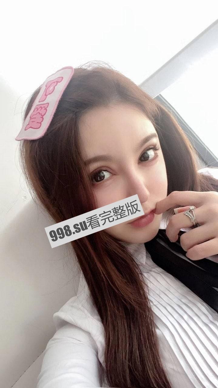 武汉大学新闻传播学李依玲 约炮视频被男方随意流传-5