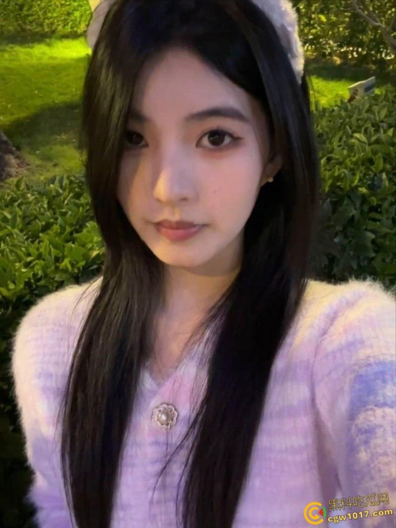 哈尔滨反差学妹【孙薇薇】跟男友做爱视频泄漏,跳蛋震颤骚穴淫水喷涌,清纯学妹床上骚浪无比!-2