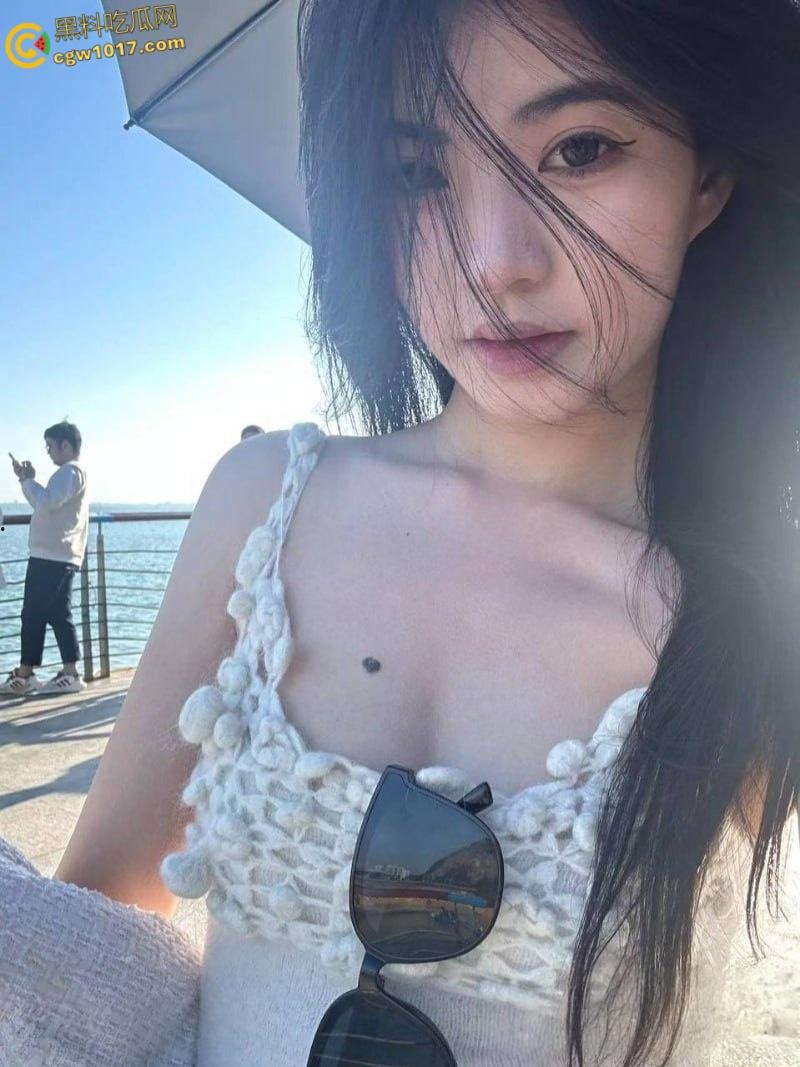 哈尔滨反差学妹【孙薇薇】跟男友做爱视频泄漏,跳蛋震颤骚穴淫水喷涌,清纯学妹床上骚浪无比!-3