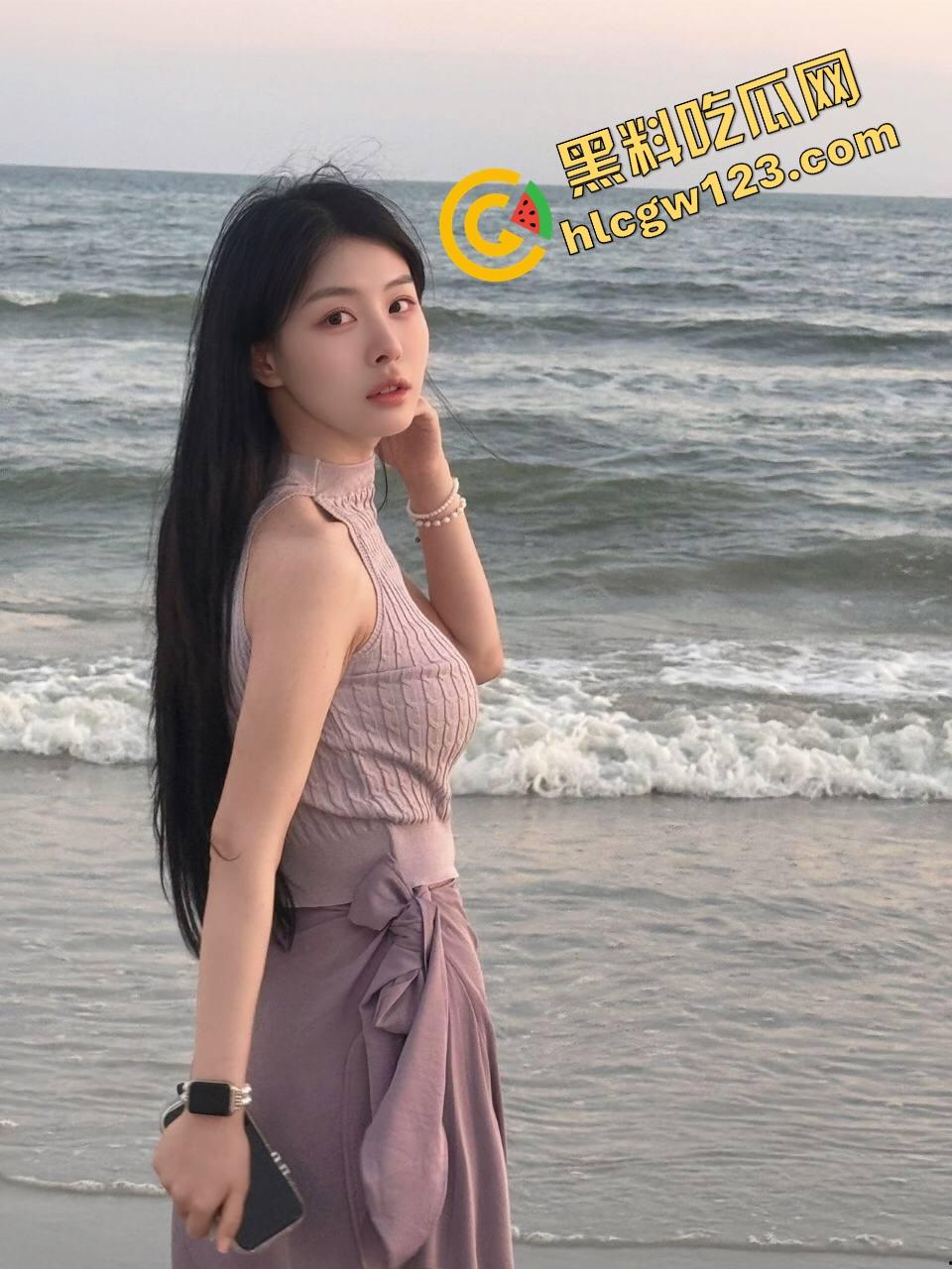 差点一炮断后，武汉39岁小区少妇吞云吐雾夹屌三连，老哥当场爆浆，回家跪床缓半小时！