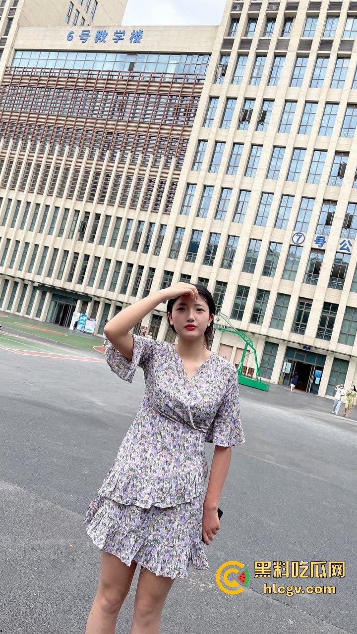 重庆航天职业技术学院班花『黄欣弦』被玩弄调教视频流出!敏感体质高潮痉挛,淫叫不断直呼受不了!-3