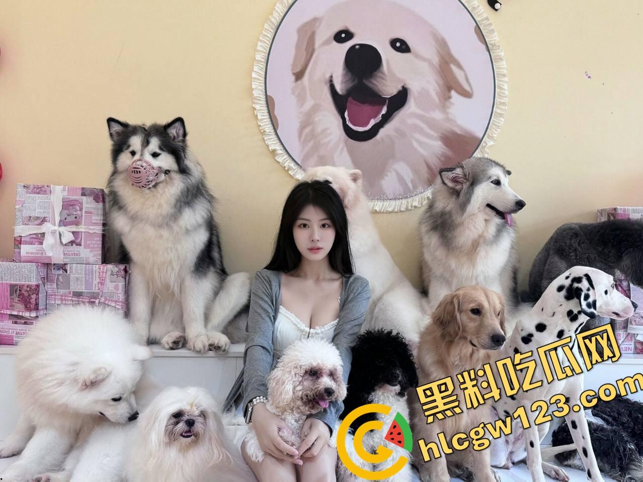 差点一炮断后,武汉39岁小区少妇吞云吐雾夹屌三连,老哥当场爆浆,回家跪床缓半小时!-4