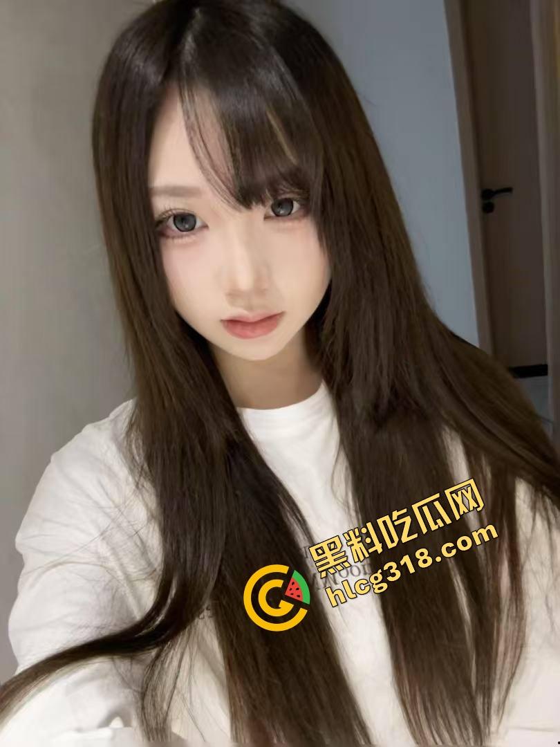 哺乳期骚娘们干起来才叫带劲，奶子又大又软，边插边薅奶头奶水猛喷，操完还得吸两口真他妈解渴！-6