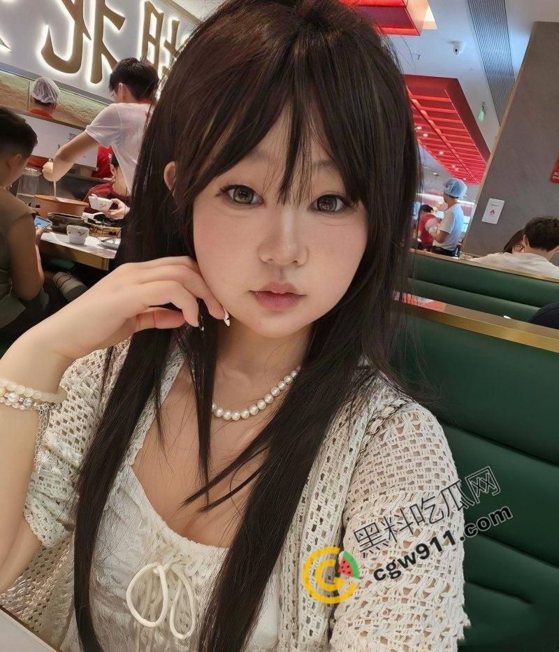 狂野派对！骚女【李若曦】与闺蜜化身性感欲女，遭精神小伙前后夹击，奶子紧绷，嫩穴潮喷，淫荡不堪