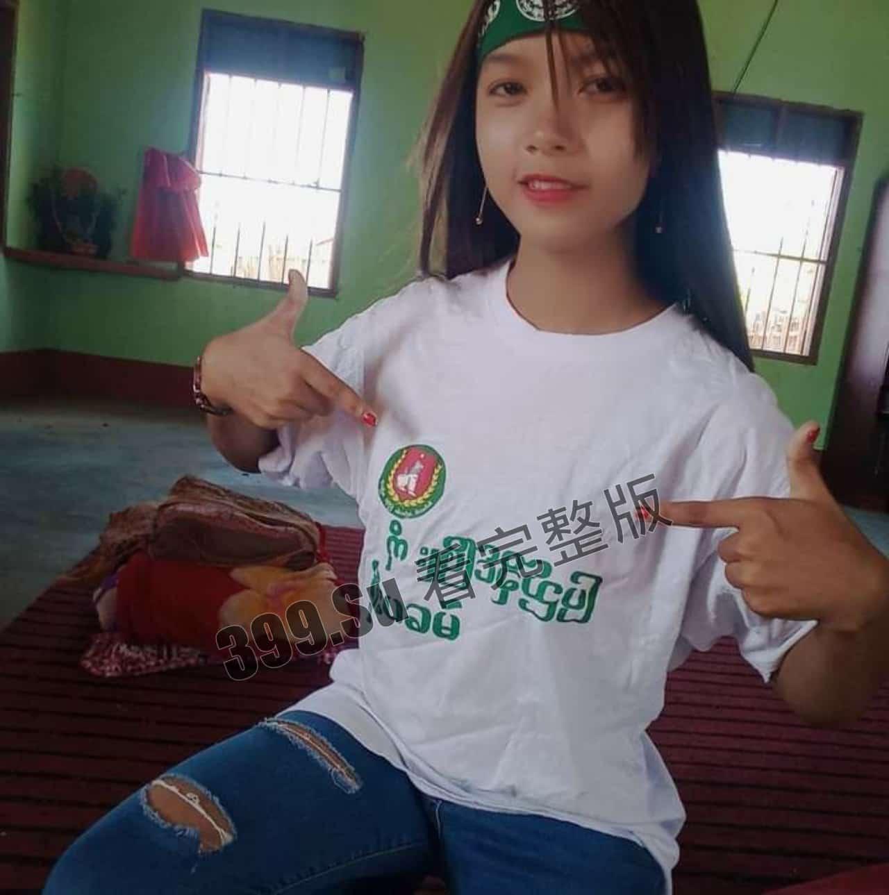 #巨乳 #自拍  来自东南亚的发骚小妹 身材很哇撒  就乳头逼黑了点