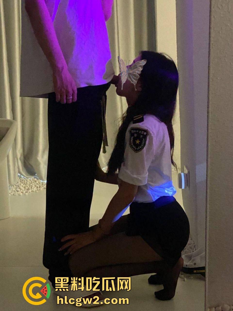 小美女【方雪儿】乖巧听话成大佬小母狗!制服口交、眼罩蒙住被各种姿势爆插嫩穴,骚到舒服死!-7