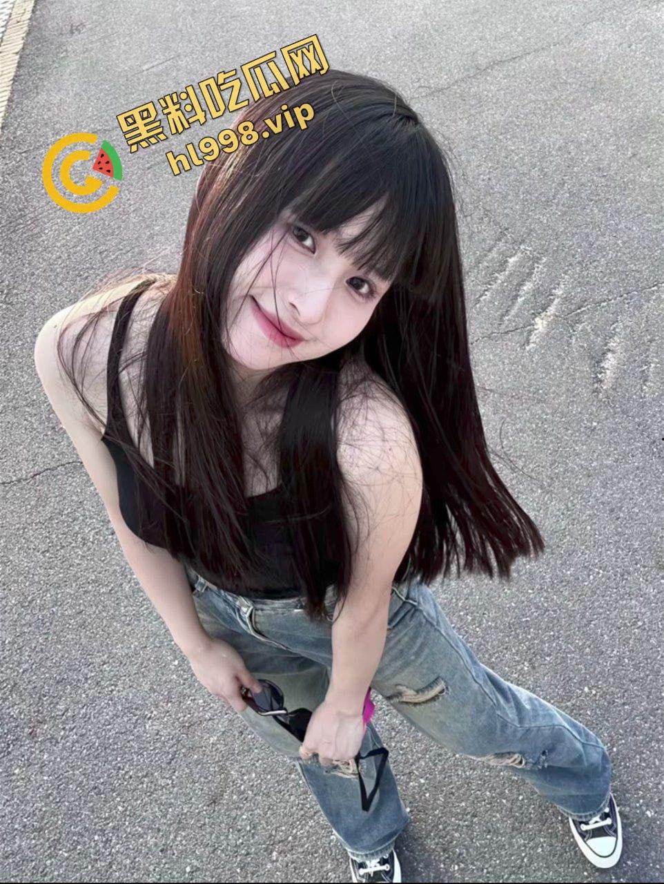 抖音齐刘海骚鸡『neinei』主页女神人设冰清玉洁 实际骚的没边 大哥约操十分得劲 独家曝光！-4