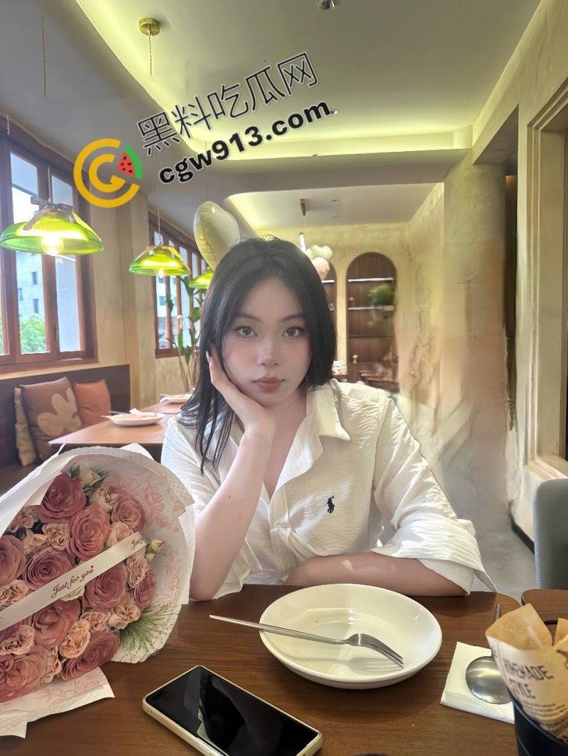 金华大学吕艺珂与男友的淫荡校园生活！风骚学妹被男友各种调教，美貌大学生成为性瘾骚母狗