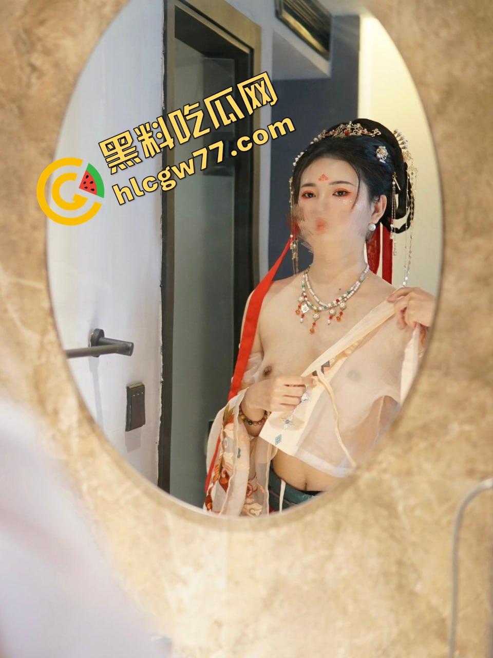 舞蹈系【刘婷婷】初入社会当老师被校长射嘴里!校长称不给口爆就把照片放到学校大屏幕!-3