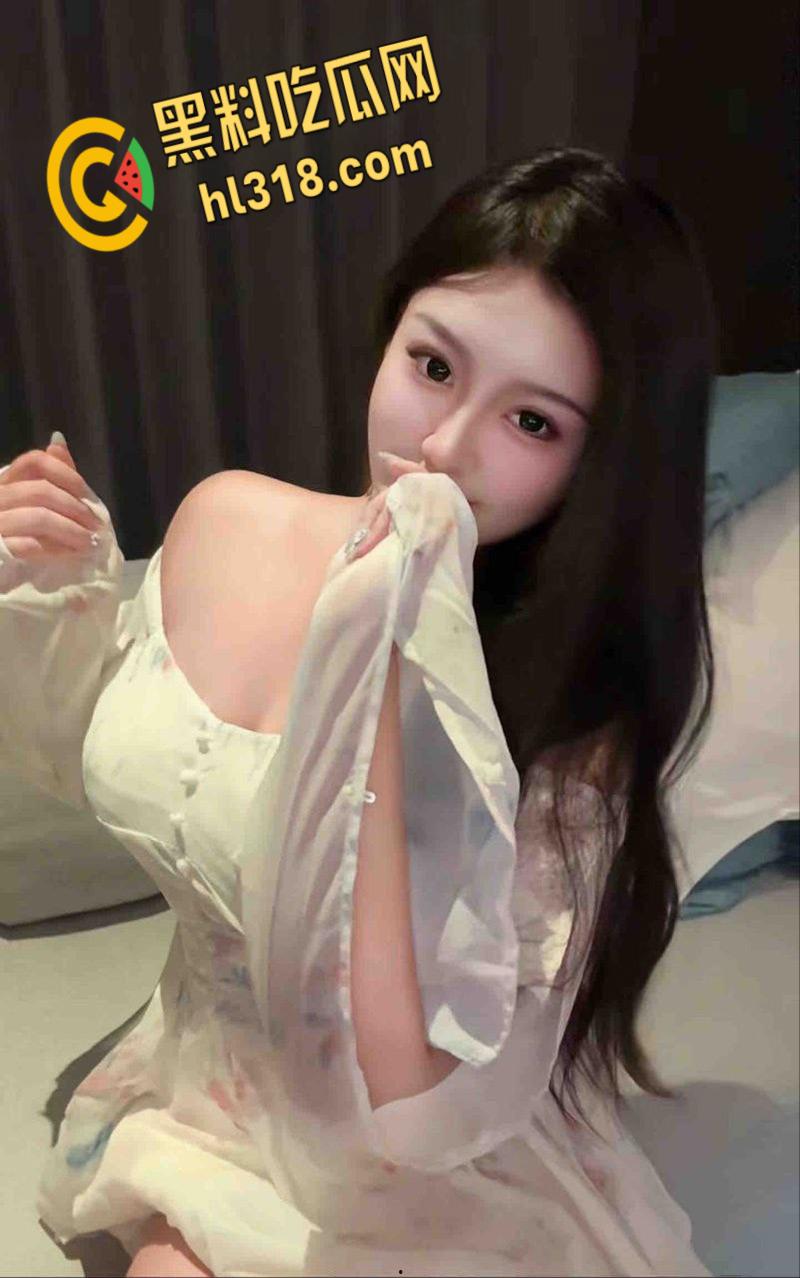 西安建行出轨PPT大瓜，太白支行客户经理，【党江岳】劈腿多女！被女友曝光后竟反咬一口，泄露巨乳女友不雅视频 ！-12