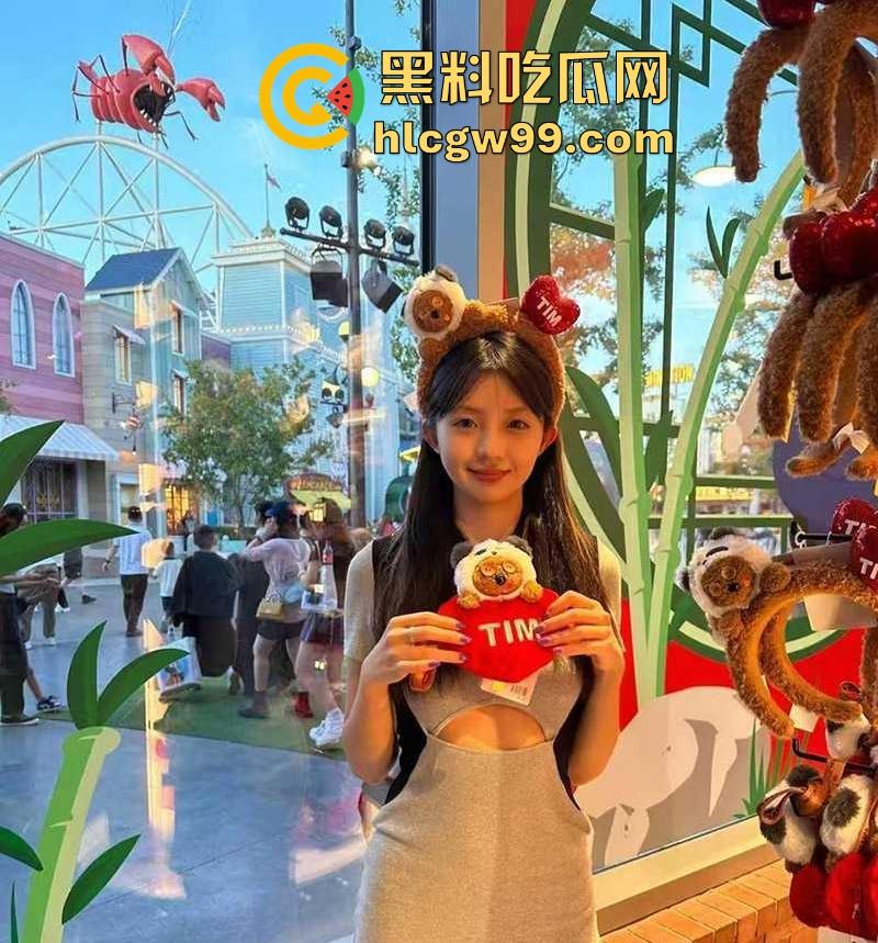 青岛985高校女研究生【林雨】高颜值长腿校花女神,却只是别人的3号母狗并育有一女,大量黑料流出!-4