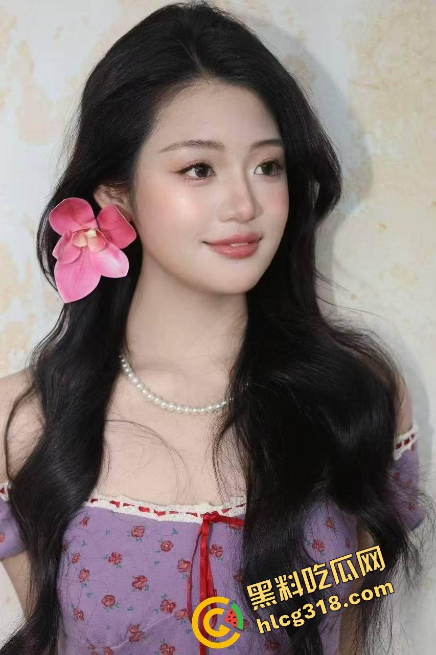 石家庄母狗『钱倪』请命为爸爸出战,全裸戴链跪街上完成主人任务,把电动车光头哥看得差点射裤子!-4