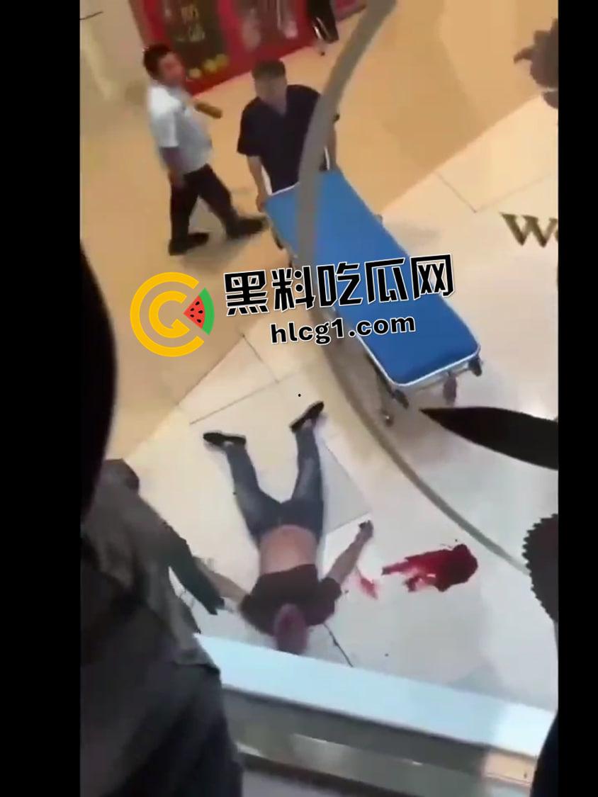 保定万博广场 三天两跳 都直接摔死 现场血腥视频流出-2