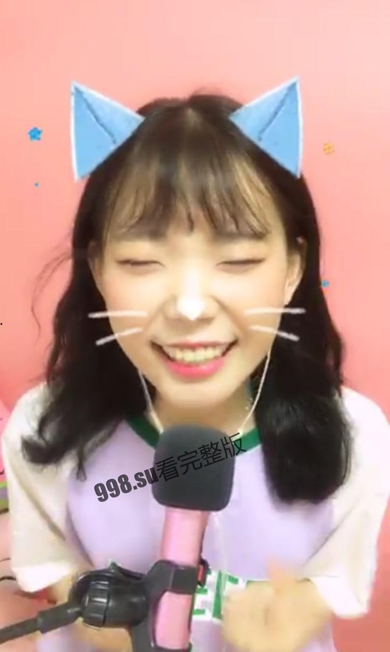 【反差女友】超听话的兔牙小姐姐 喝醉后被男友按在马桶上操-2