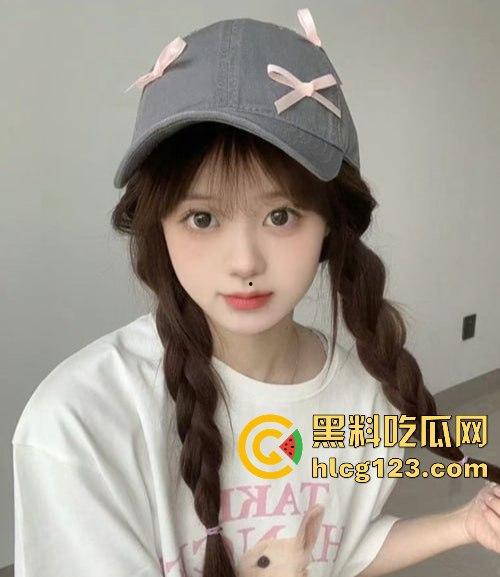 清纯前台化身肥臀母狗！淫乱视频泄露，男友狂操到屁眼红肿！-4