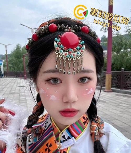 重庆反差学生妹段晓婷兼职游戏陪玩!金主调教下的自慰视频曝光!-3