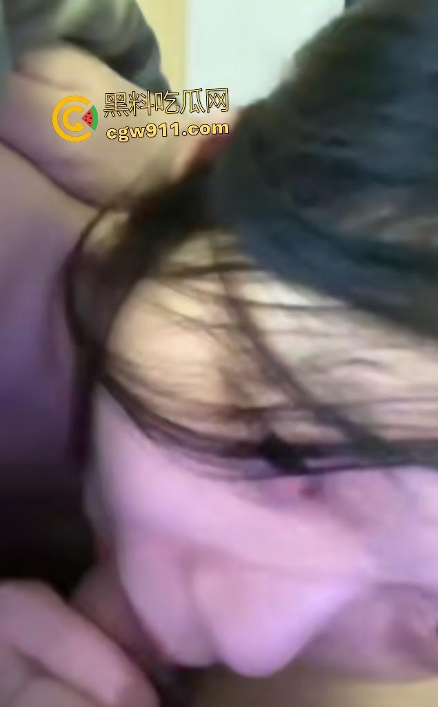 贵州师范大学【唐娜军】被金主调教成贱狗,大学嫩逼被操到出浆,口交吸魂爽到爆,从没这么爽过!-4