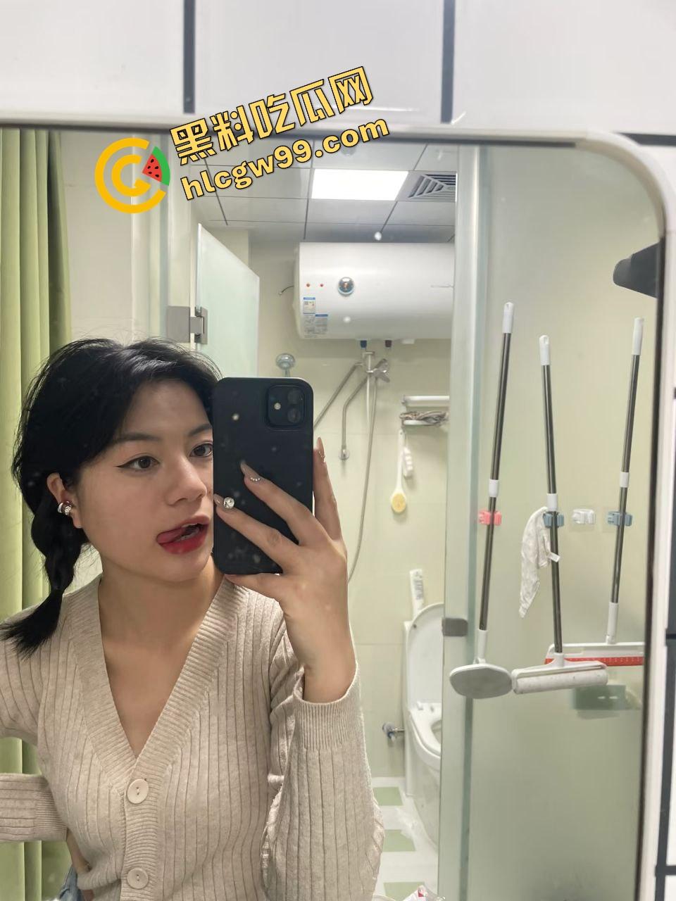 太原师范学院炮台骚母狗【谢允】与精壮男友酒店记录性爱,多体位各种爆操骚逼!独家曝光流出!-1