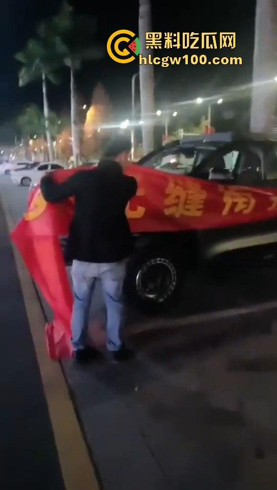 云南保山市君悦广场男子【王麒麟】表白成功,不料给正牌女友抓包,时间管理大师错误案例!!-6