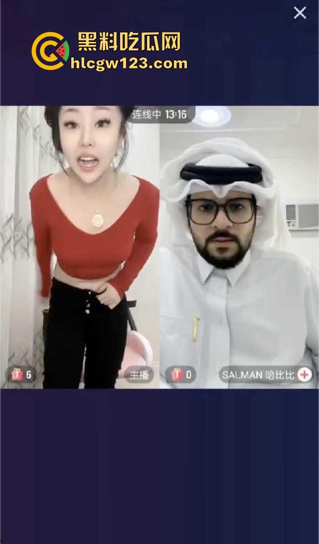 快手骚女大整活!就是说快手这样玩的吗?骚女直播漏透明内裤调戏外国佬!-4