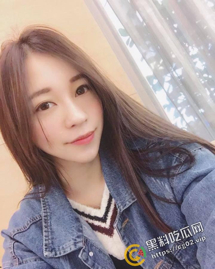 台湾版 PUA套路笔记 真实对话记录教你如何骗取反差婊 台妹【邱念婷】裸照 狂秀肥美大黑逼 附海量生活照-7